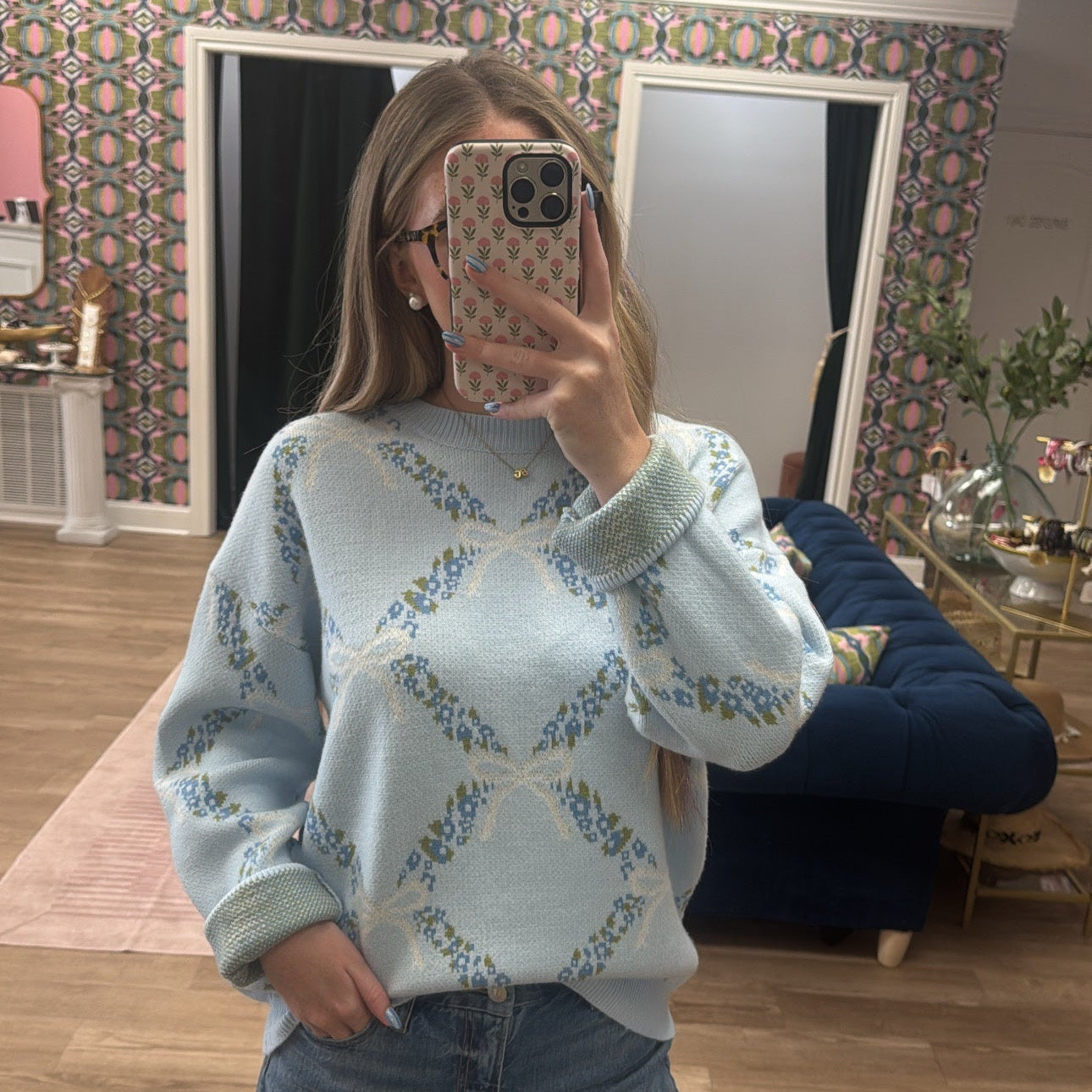 BLUE FLORAL PATTERN SWEATER
