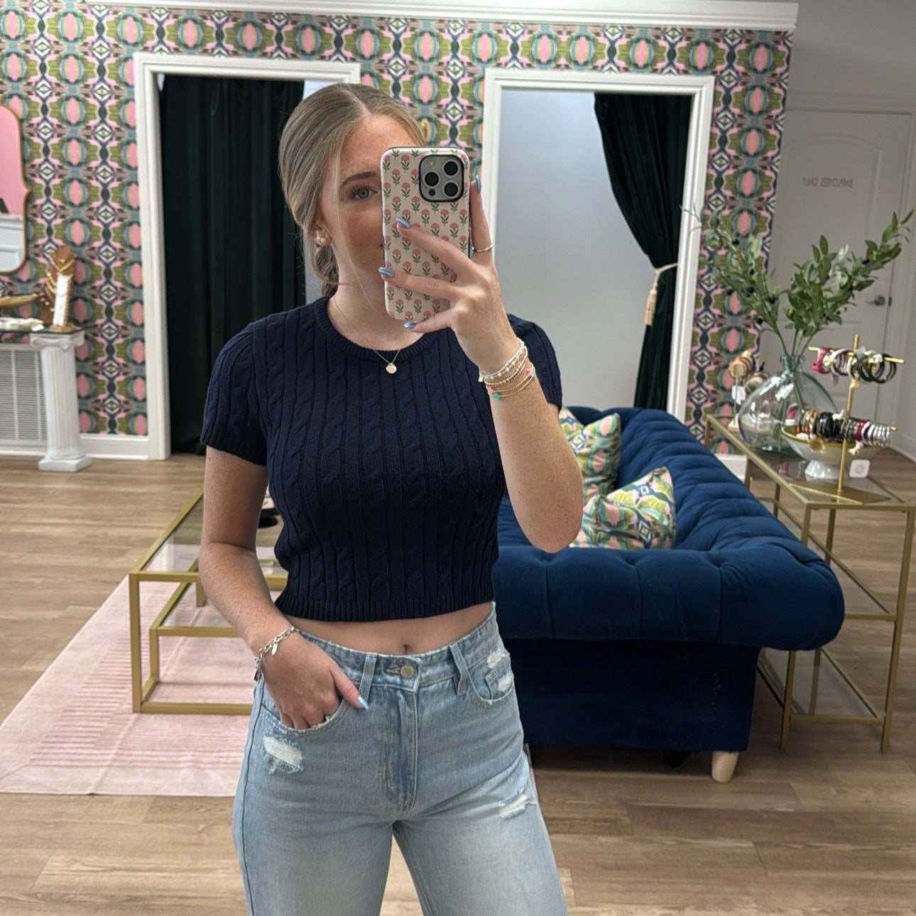 NAVY SHORT SLEEVE SWEATER TOP