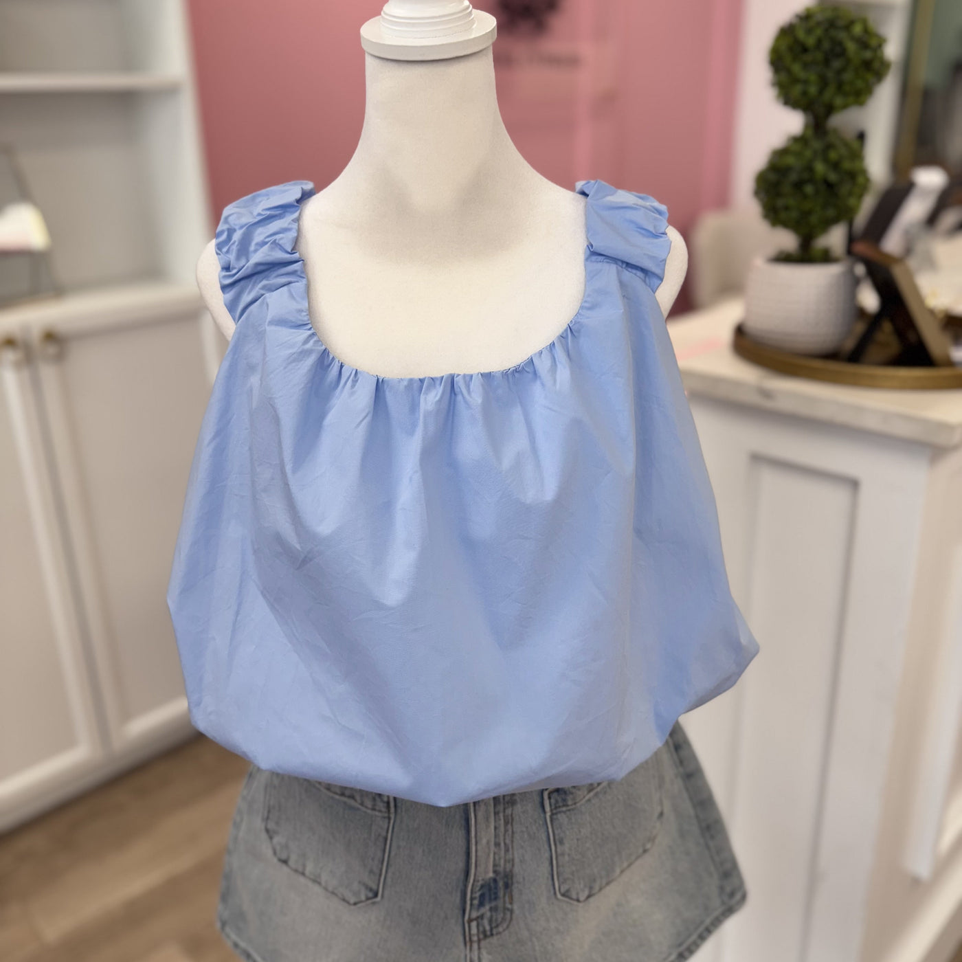 LIGHT BLUE BUBBLE TANK