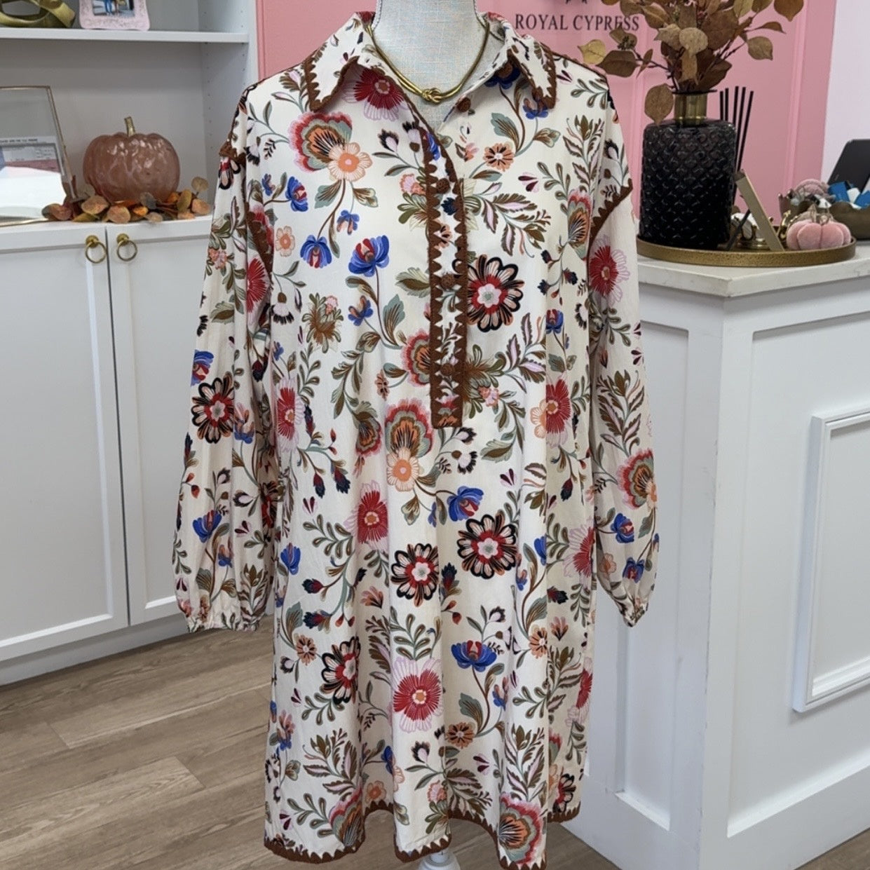 MULTI COLOR FLORAL STITCH MINI DRESS