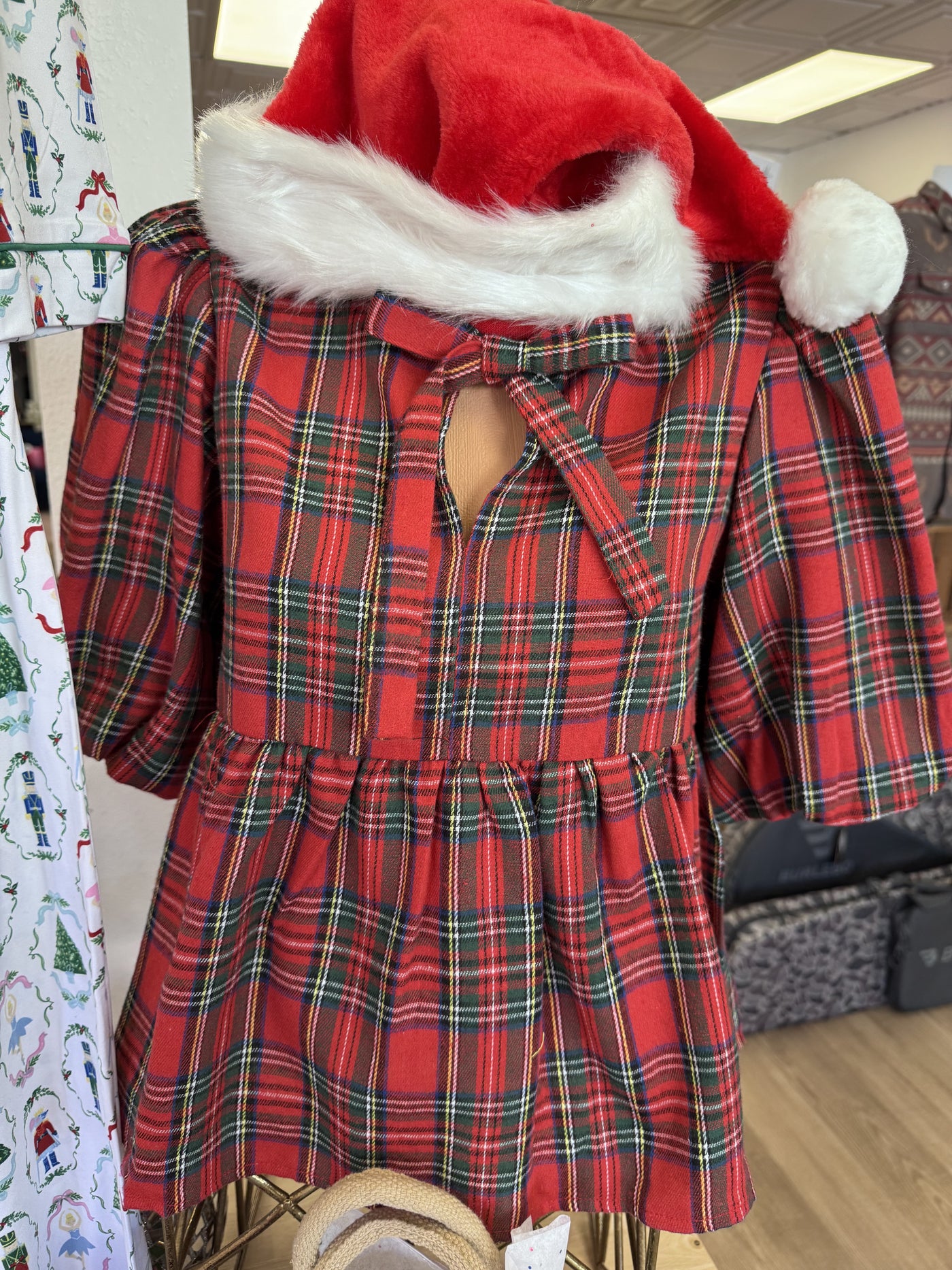 PUFF SLEEVE RED PLAID TOP